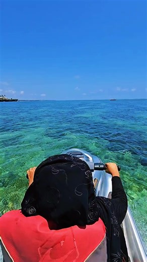No speed limit Tunapatikana Mombasa beach/ Bahari beach hotel. 🏖️ #voyager