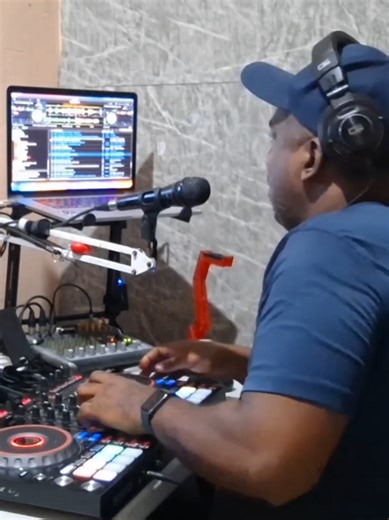 MIX LIVE CARNAVALES 2K26 MASTER MIX ❌ DJ AINOR 🛑📲 DISPONIBLE TODOS NUESTRO VIDEO MIXES Y MIXES EN NUESTRO CANAL DE YOUTUBE: NEW GENERATION CREW PTY #YOUTUBE #MIX #LIVE #newgenerationcrewpty #siguenosennuestrasredes @Dj Ainor🇵🇦 @ELMIGUE507🇵🇦 @NEW GENERATION CREW PTY 1 🆖