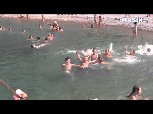 Купание на море