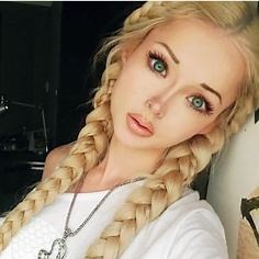 Valeria Lukyanova: Bio, Height, Weight, Age, Measurements