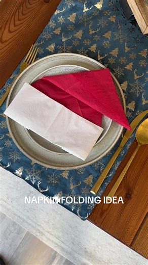 Easy Napkin Folding Technique for Christmas Celebrations