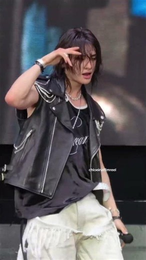 hyunjin fancam from gov ball. crds : chloesfilmreel on tiktok.