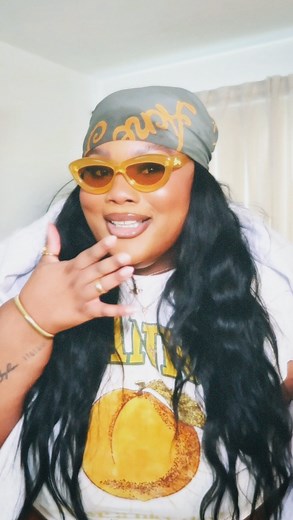 Chrissy | As a plus size fashion girlie that’s never going to compromise on style I love to be comfy especially on errand days but I still need to... | Instagram