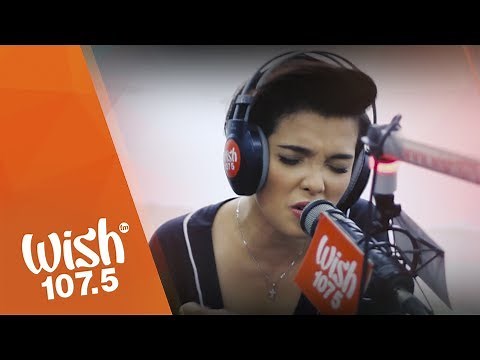 KZ Tandingan covers "Rolling in the Deep" (Adele) LIVE on Wish 107.5 Bus