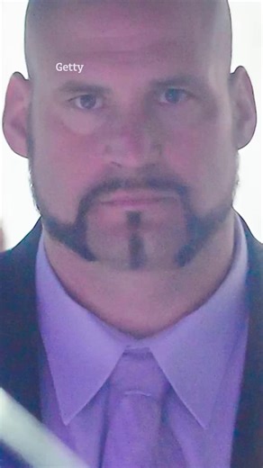 Kim K's ex-bodyguard’s lawyer insists he was right to leave her alone in hotel where she was robbed at gunpoint | The Sun News