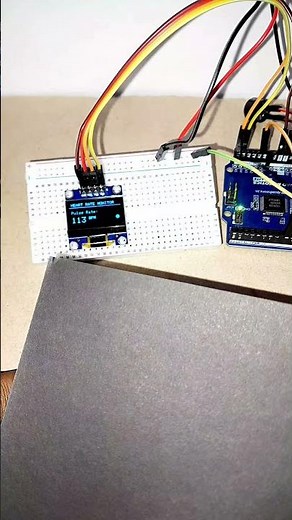 DIY Arduino Heart Rate Monitor using Pulse Sensor & OLED Display (Code + Circuit)