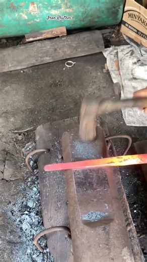 process making of agricultural tool by hand. #blacksmithing #blacksmith #satisfying #relaxing