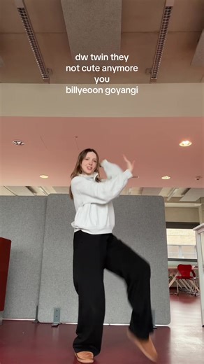 Dance to Billy Eoongayangi: A K-Pop Celebration
