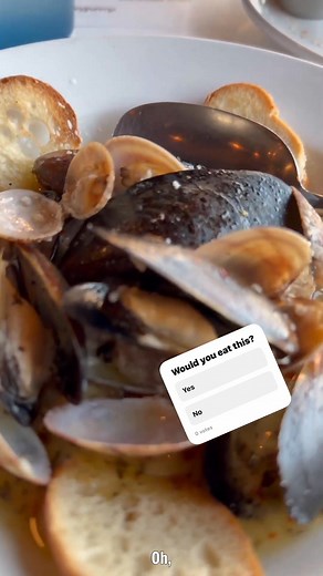 In this video, enjoy a delicious serving of Italian mussels soup paired with garlic bread — a comforting and flavorful seafood dish that’s perfect for any occasion. This rich soup combines fresh mussels, garlic, olive oil, herbs, and tomato broth, creating an aroma that fills the kitchen with the essence of coastal Italy. Served with warm, golden garlic bread for dipping, this dish delivers the ultimate combination of flavor and texture — tender mussels, savory broth, and crisp, buttery bread. W