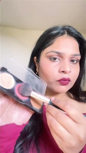 Slim face hack #ytshorts #makeup #viral #beautyreels #makeuphacks