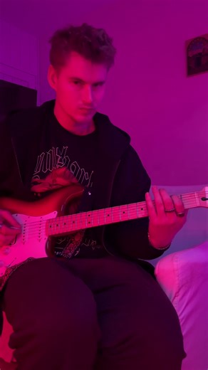 Def Leppard's Iconic Guitar Riffs Uncovered