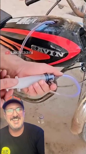 How to remove gasoline from your motorcycle's tank, quick and easy.