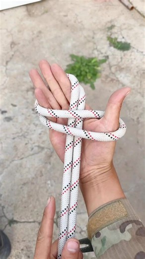 4 Loops, 1 Knot — The Ancient Handy Knot You Must Try! #knot #technique #knowledge #usatoday #usa #mexico #diy #knots #reels #trending #trend #viral #diy #reelsfb #reelsviral #reelsvideo #creative #craft #viralvideo #viralreels #trendingreels #trendingnow #video #short #shortsvideos #shortreels #shortfeed #shortsviral #shortvideofbreels | RiddleCraft Premium