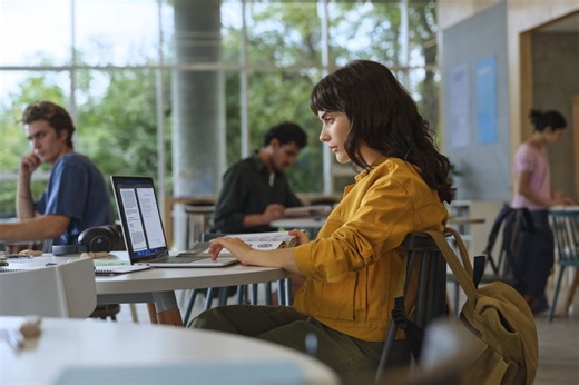 How HP Plans to Stand Out as AI PCs Shift Focus to Software