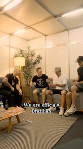 Alright, that’s it! We’re moving to Brazil! 🇧🇷🤩😍Tá bom, nós estamos nos mudando pro Brasil! 🇧🇷🤩😍 | Simple Plan