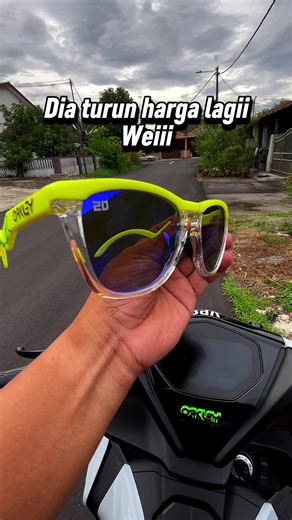 Protect Your Eyes: UV Protection with Oakley Sunglasses