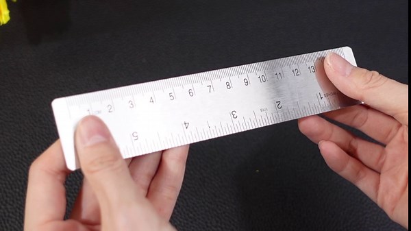 Geyoga 20 Pcs 6" Metal Ruler with Cork Backing Stainless Steel Ruler 6 Inch Ruler Round Edged Cork Backed Ruler Non Slip Rulers with Inch and Centimeters for Office Drawing, Prevent Ink Leakage