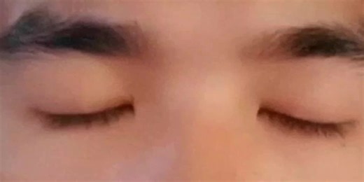 The Art of Eye Contact in Drawing