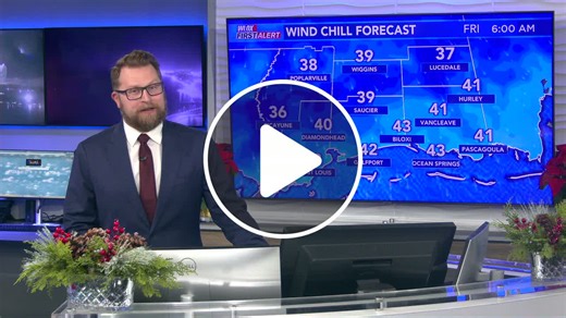 HAPPENING NOW: Christmas on the Avenue in Biloxi - NewsBreak