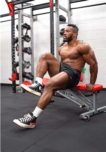 Look around you 👀 #gymtok #hiit #gymtok #dailymotivation