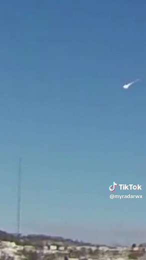 Meteor Explodes Over Ohio, Visible to NWS Meteorologist