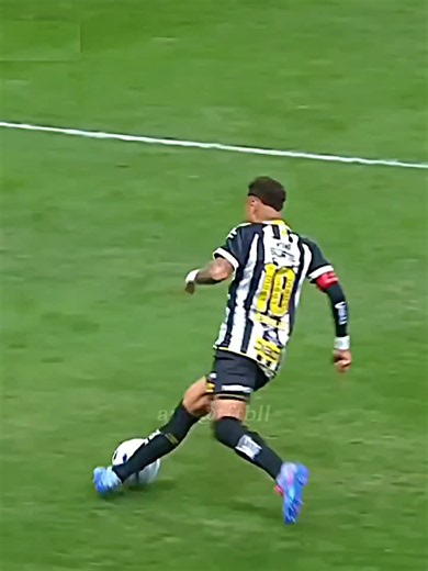 Neymar Jr Magic Skills at Santos 🔥🇧🇷 #football #soccer #fyp #neymar #foryoupage❤️❤️