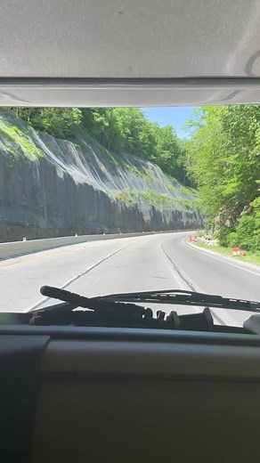 #roadtrip #fyp #aifrenchvlog #rvlife #travelgirl #travel | Ai French