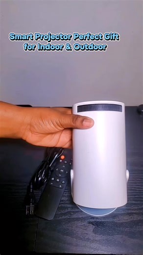 Le projecteur qui pivote à 180° : Test du HY300 🎬 #HY300 #projector #homecinema #smartprojector