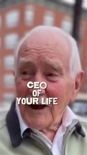 Ray Sefah | International Life Coach on Instagram: "Sometimes I look at you and wonder if you realize how powerful you actually are, because the truth is this life is yours, you only get one and you were created unique for a reason. We spend so much time listening to everyone else, the bosses, the managers, the parents, the friends, the noise, and the one person we never listen to is ourselves. If your boss tells you to wake up early, you do it without hesitation, but when you need to wake up fo