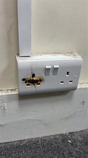 🔥 Thermal damage identified on a twin socket caused by plug-in heaters 🔥 With colder weather, it’s important to remain mindful of the type and number of heaters being used on electrical circuits. High-load appliances such as portable heaters can place significant strain on sockets and wiring. In some cases, damage like this can occur before a circuit breaker trips, posing a serious fire risk. In this instance, we replaced the damaged socket, raised it to current regulation height at the client