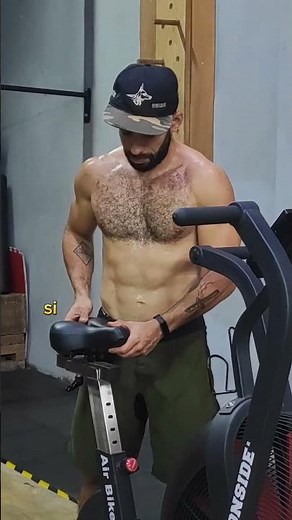 Como utilizar una bicicleta de aire o airbike #crossfit #airbike #gym #conditioning