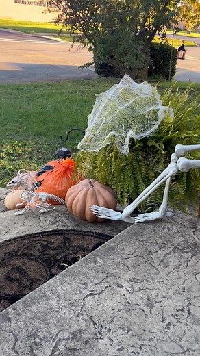 Jennifer Bruton Sims on Reels