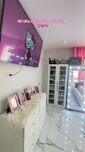 X fin lo logre 🥰💝✨✨🎀#roomtour #hellokitty #mihabitación @Cris | Hello Kitty