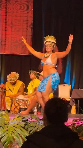 🔥 Epic Hula Dance Off! Watch the Energy! 🌺