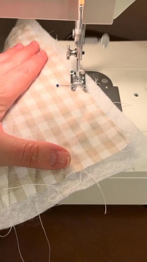 I just bought a walking foot with a guide bar yesterday 🥲 Video by sewingisfun #sewing #sewinghacks #quilting #quiltinghacks #sewingtiktok | Jennifer