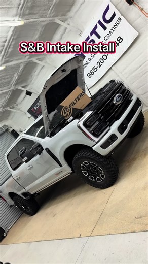 Instalación de S&B Cold Air Intake en F250 Platinum 2025