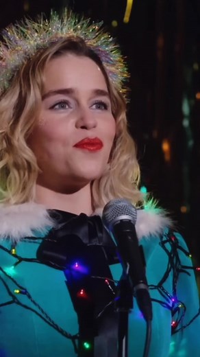 emilia clarke sings last christmas. movie: last christmas (2019) #emiliaclarke #lastchristmas #lastchristmasmovie