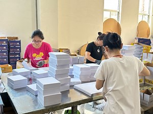 [Hot Item] Paper Factory Office Supplier A4 Printing Paper Letter Size Copy Paper