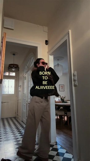 Absolute BANGER | born to be alive