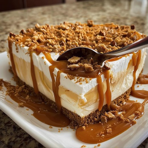 No-Bake Fall Dessert This decadent no-bake fall dessert combines a buttery graham cracker crust, velvety cream filling, and layers of smooth caramel. It’s an irresistible seasonal treat that’s rich, creamy, and unbelievably easy to make — no oven required! Ingredients: Crust: 2 cups graham cracker crumbs ½ cup melted butter 3 tablespoons brown sugar Filling: 8 oz cream cheese, softened | The Cozy Spoon