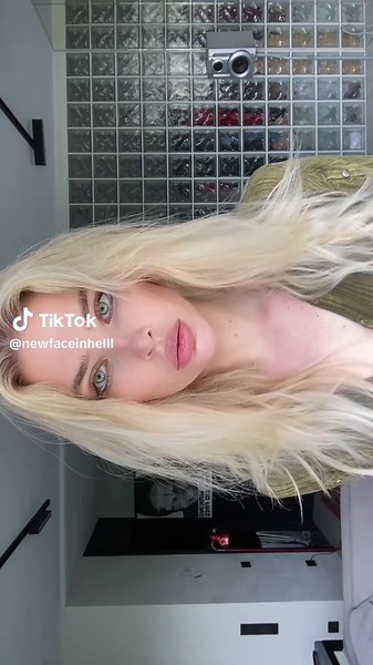 original sound - romeoを使っているalien.hanna (@newfaceinhelll)の動画