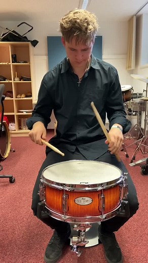 Speed Drum Challenge: How Fast Can You Go?