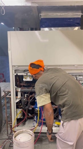 New Package AC Gas Charging 🔥 | VRF System Commissioning | Perfect Pressure & Cooling ❄️ #vairal