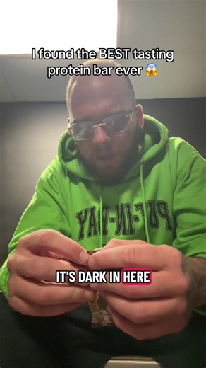 These are legit amazing tasting idk how it even has protein in it #foodreview #highprotein #proteinhack