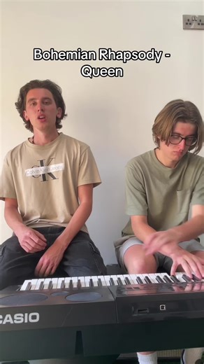 Bohemian Rhapsody - Queen #band #cover #rock #queen #bohemianrhapsody