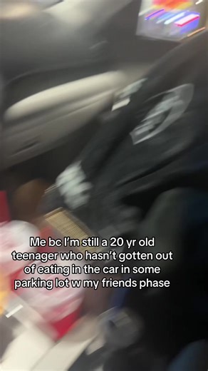 Maybe when I have a house we can eat in the table but not now #fypシ | eat