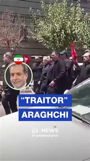 “Traitor”: Araghci apparently heckled by pro-war Iranians in the street