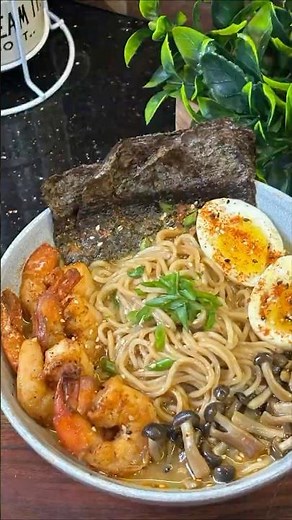 Authentic Japanese Ramen in 30 minutes 🫠