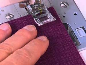 SINGER® MODERN QUILTER™ 8500Q Sewing Machine Drop-In Bobbin