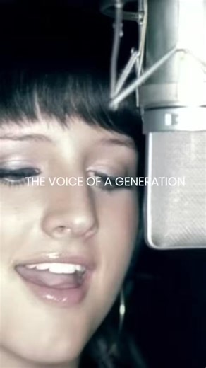 See Ashlee Simpson take the stage at The Venetian Resort Las Vegas. Get ready for an intimate performance that brings you up close and personal with the pop icon herself. Tickets are on sale now! | Ashlee Simpson